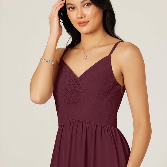 Womens formal dress - Picture 3 of 10